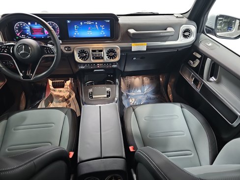Used 2025 Mercedes-Benz G 550 image 10