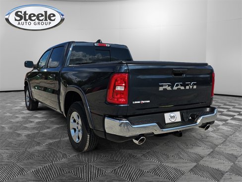 New 2026 RAM 1500 2WD Crew Cab image 3