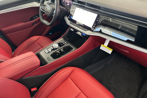 New 2025 Jeep Wagoneer Launch Edition image 13