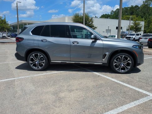 New 2026 BMW X5 xDrive40i w/ Premium Package image 4