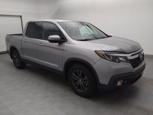 Used 2020 Honda Ridgeline Sport image 11