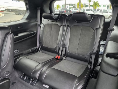 New 2025 Jeep Grand Cherokee L Laredo image 18
