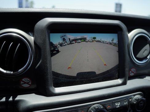 Certified 2023 Jeep Wrangler Unlimited Sahara image 16
