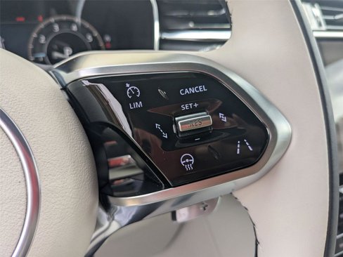 New 2026 Jaguar F-PACE R-Dynamic S image 16