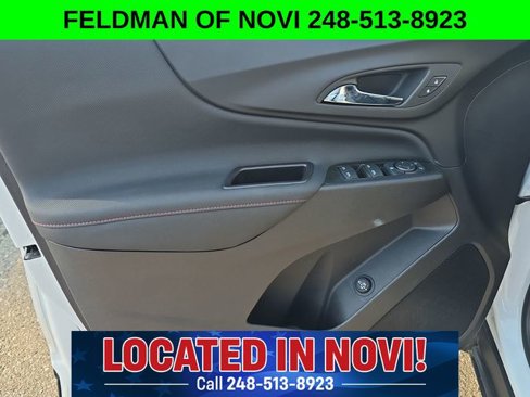Used 2022 Chevrolet Equinox RS w/ Infotainment Package image 13
