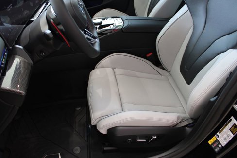 New 2026 BMW M5 w/ Carbon Package image 19