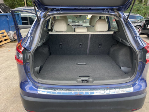 Used 2022 Nissan Rogue Sport SL image 15