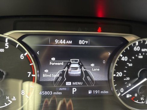 Used 2023 Nissan Rogue SV image 26
