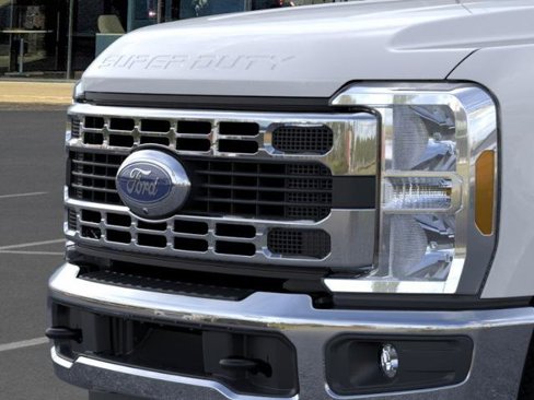 New 2023 Ford F350 XLT w/ 360-Degree Camera Package image 17