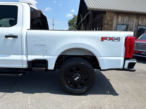 Used 2024 Ford F250 XLT w/ FX4 Off-Road Package image 39