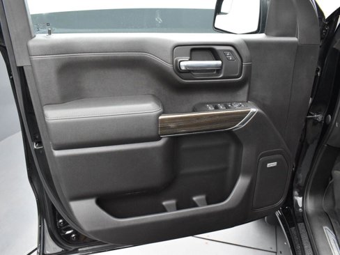 Used 2022 Chevrolet Silverado 1500 RST image 9