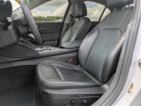 Used 2021 Alfa Romeo Giulia Ti image 7