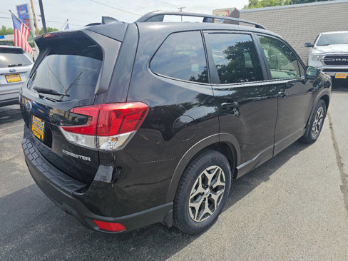 Used 2019 Subaru Forester Premium image 7