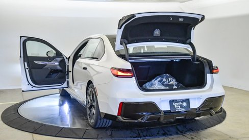 New 2026 BMW i7 eDrive50 image 35