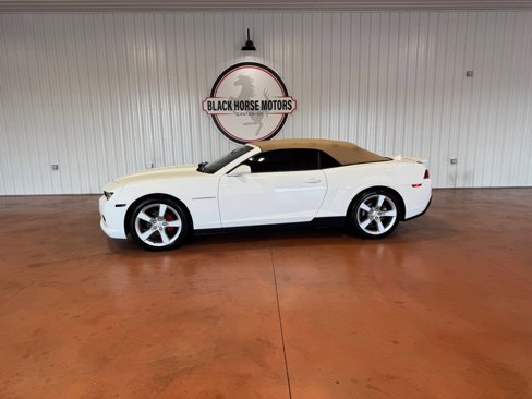 Used 2015 Chevrolet Camaro LT w/ RS Package image 2
