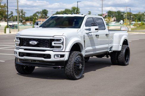 Used 2025 Ford F450 Platinum w/ Platinum Plus Package image 10