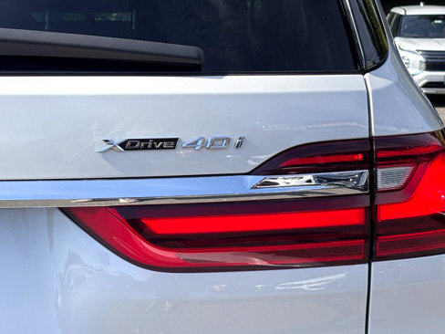Used 2022 BMW X7 xDrive40i w/ M Sport Package image 15