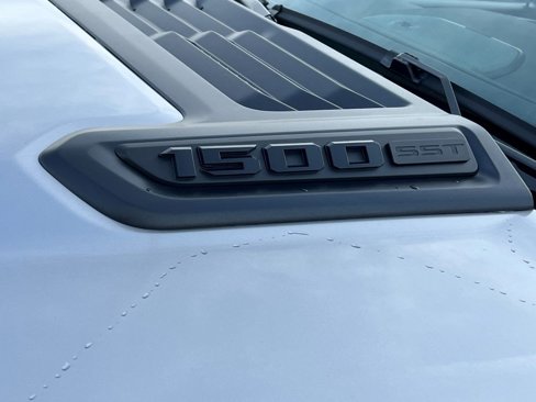 New 2025 RAM 1500 Laramie image 24