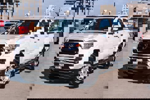 Certified 2023 Toyota Tacoma SR image 1