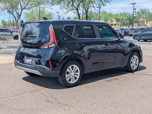 Certified 2023 Kia Soul LX image 3