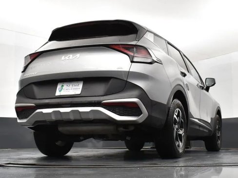Used 2024 Kia Sportage LX image 13