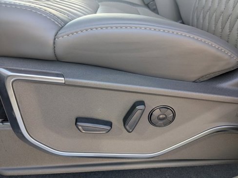 New 2025 Ford F350 4x4 Crew Cab Super Duty image 18