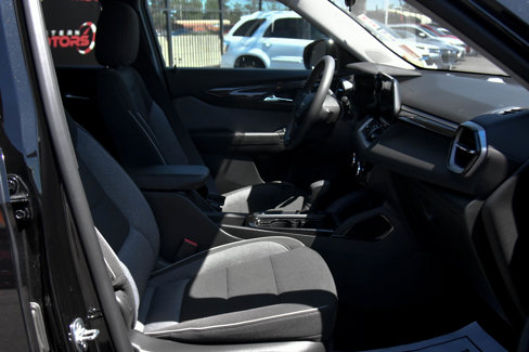 Used 2024 Chevrolet TrailBlazer LT w/ Driver Confidence Package image 39