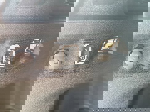 New 2025 Jeep Grand Cherokee L Altitude image 16