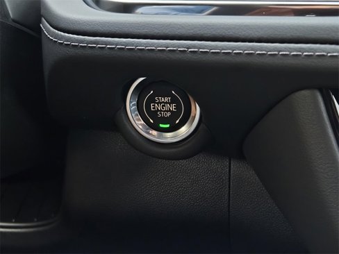 New 2025 Chevrolet Suburban Z71 w/ Comfort Package image 31