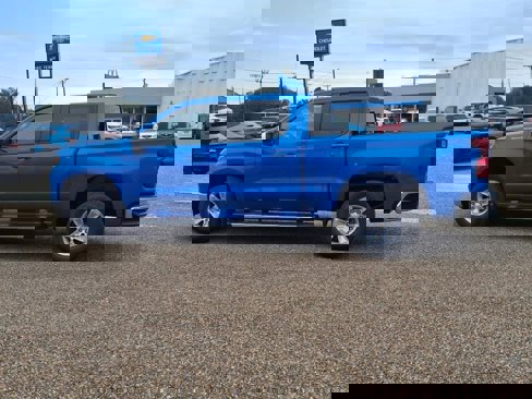 New 2026 Chevrolet Silverado 1500 LT image 2