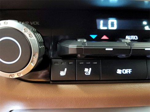 Used 2025 Toyota Tundra 1794 Edition image 27
