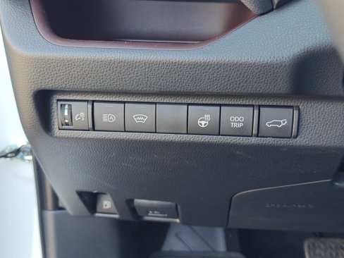 Used 2025 Toyota RAV4 Limited image 17