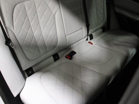 Certified 2025 BMW X5 xDrive40i w/ M Sport Package image 18