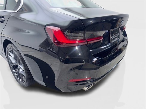 Used 2025 BMW 330i Sedan image 19