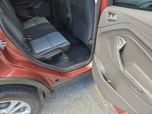 Used 2018 Ford Escape SE image 8