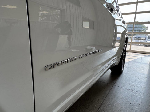 Used 2023 Jeep Grand Cherokee L Overland image 48