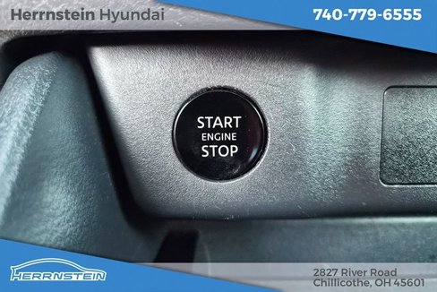 Used 2024 Nissan Rogue SV image 20