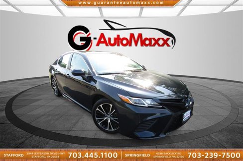 Used 2020 Toyota Camry SE image 3