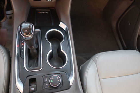 Used 2018 Chevrolet Traverse Premier image 13