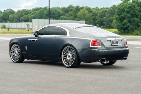 Used 2016 Rolls-Royce Wraith image 10