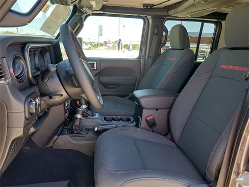 New 2025 Jeep Wrangler Unlimited Rubicon image 12