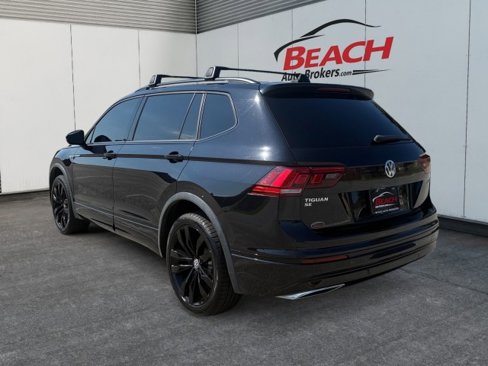 Used 2021 Volkswagen Tiguan SE R-Line image 11