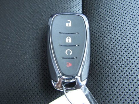 Used 2025 Chevrolet Trax RS w/ Driver Confidence Package image 31