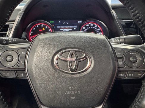 Used 2023 Toyota Camry XSE image 17