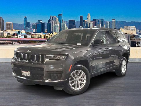 Used 2025 Jeep Grand Cherokee L Laredo image 2