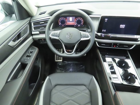 New 2026 Volkswagen Atlas Peak Edition image 11
