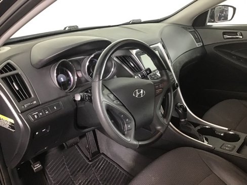 Used 2013 Hyundai Sonata SE w/ Navigation & Sunroof Pkg image 8