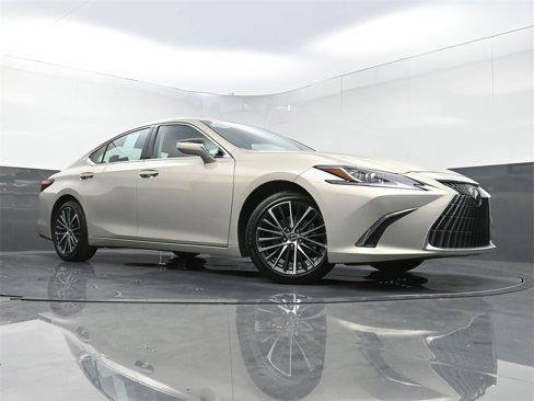 Used 2024 Lexus ES 350 w/ Premium Package image 27
