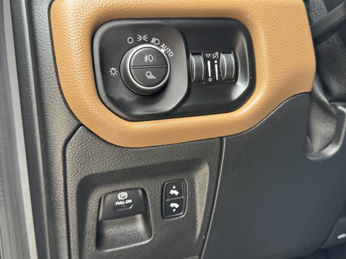 Used 2019 RAM 1500 Big Horn image 45