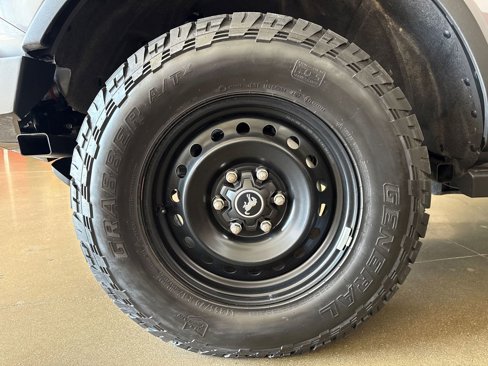Used 2023 Ford Bronco Black Diamond image 40
